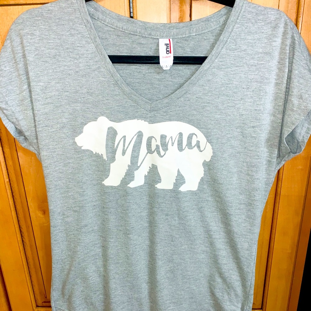 ❤️Mama Bear T-shirt